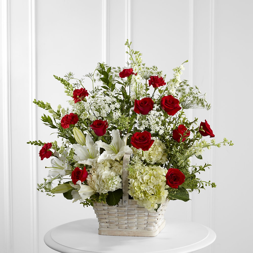 In Loving Memory Arrangement – Grayson Florist And Gifts, Independence VA