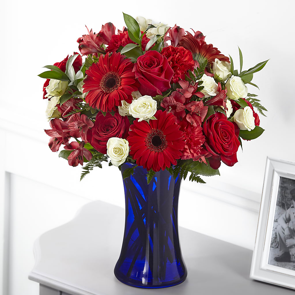 Hearts Embrace Bouquet – Grayson Florist And Gifts, Independence VA