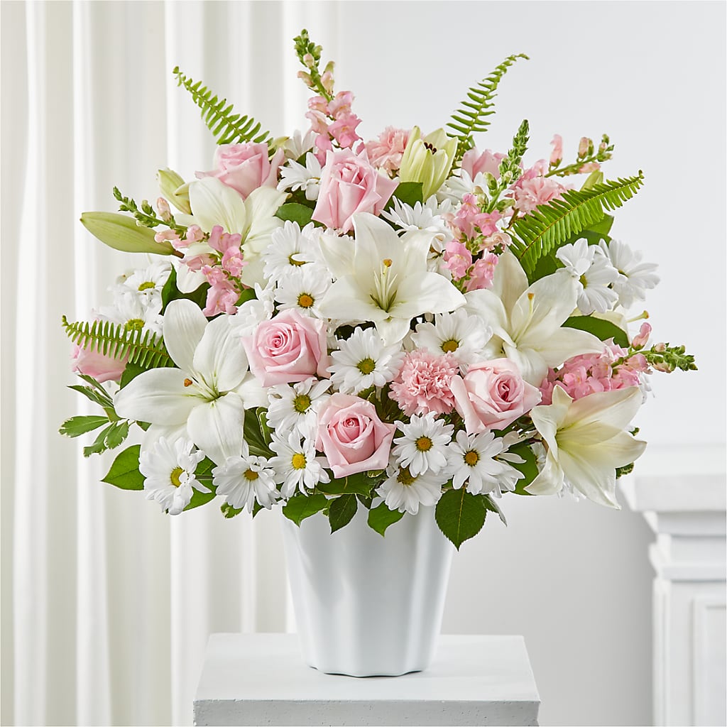 Soft Touch Tabletop Basket – Grayson Florist And Gifts, Independence VA