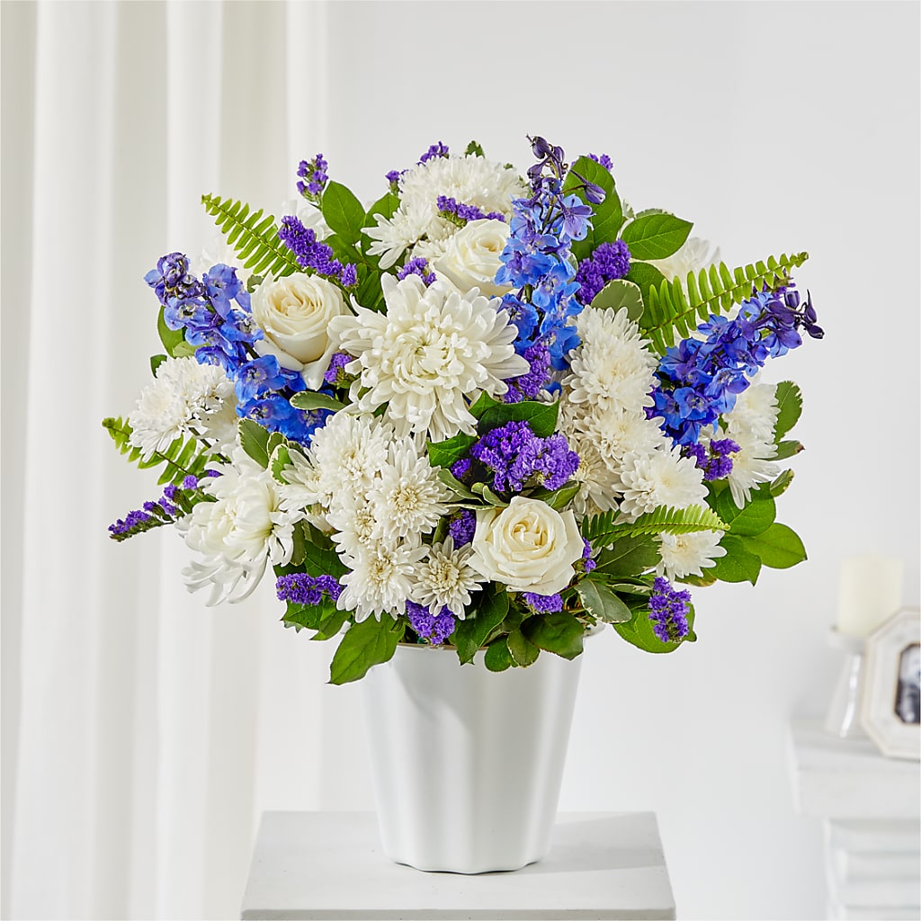 Hold Dear Tabletop Basket – Grayson Florist And Gifts, Independence VA