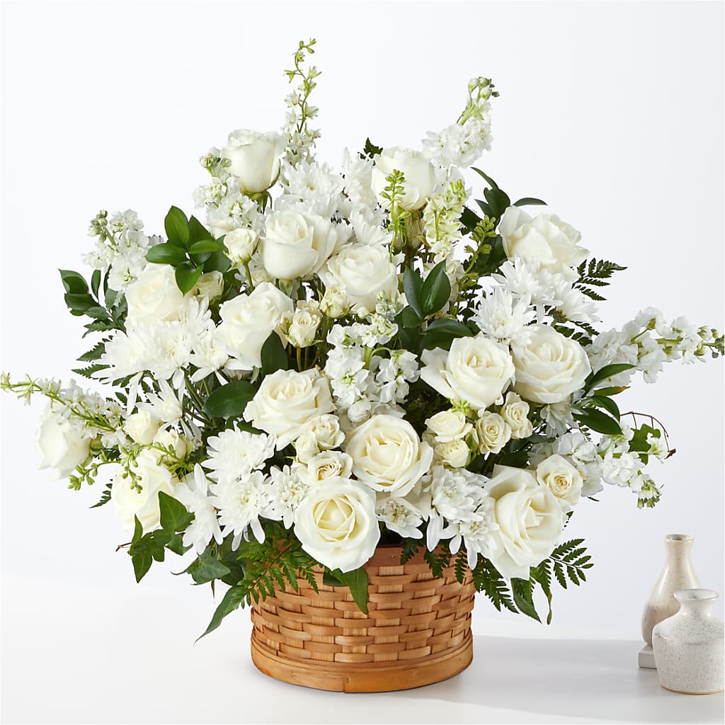 Heartfelt Condolences Arrangement – Grayson Florist And Gifts, Independence VA