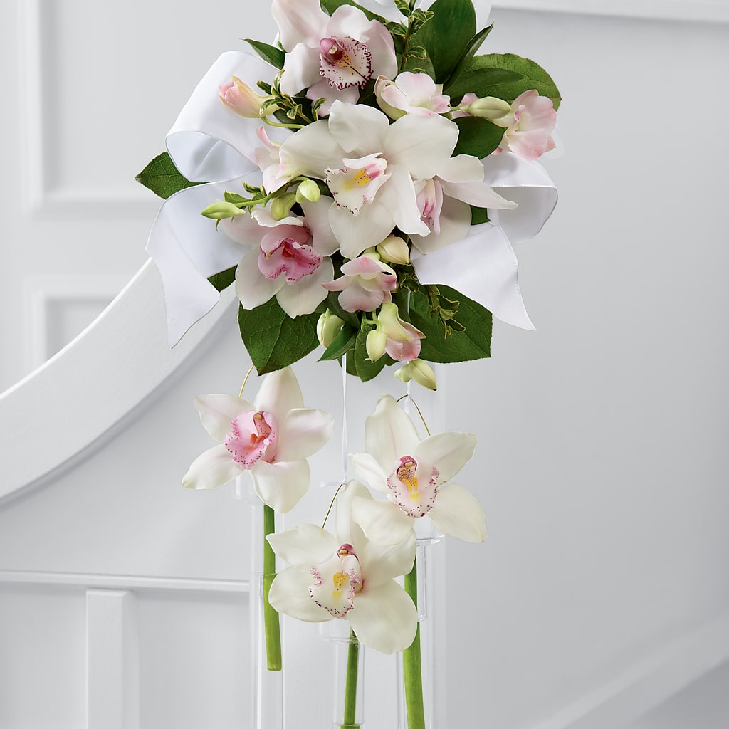 Perfect Entrance Pew Arrangement – Grayson Florist And Gifts, Independence VA
