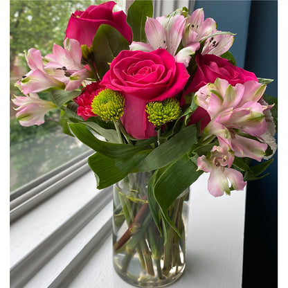 Sweet & Pretty Bouquet –  Grayson Florist And Gifts, Independence VA