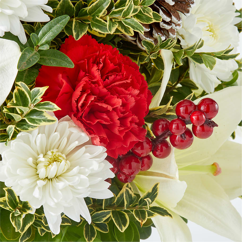Festive Moments Tree –  Grayson Florist And Gifts, Independence VA