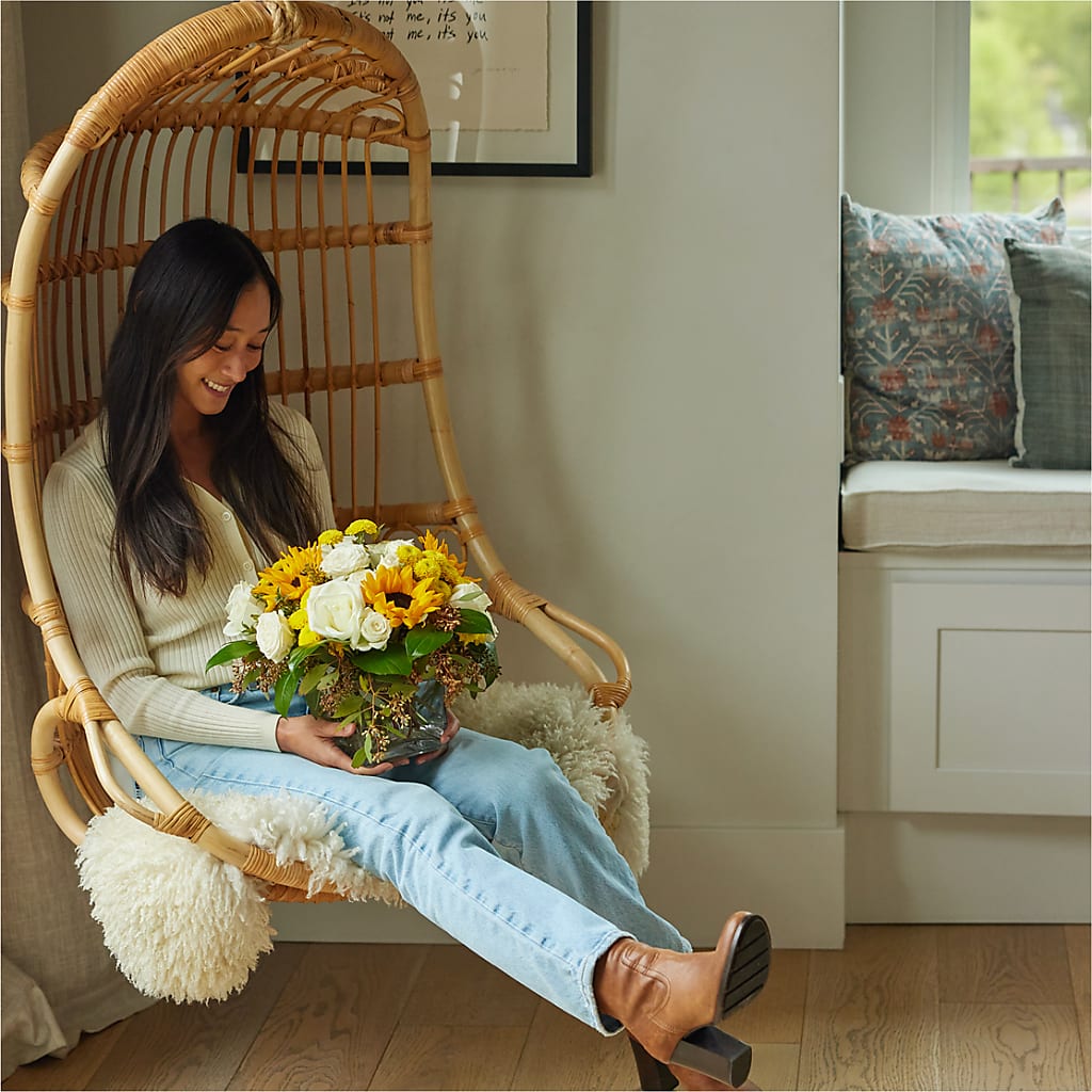 Luminous Morning Bouquet –  Grayson Florist And Gifts, Independence VA