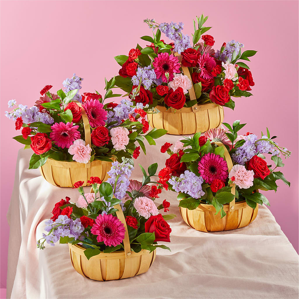 Pink Picnic Basket –  Grayson Florist And Gifts, Independence VA