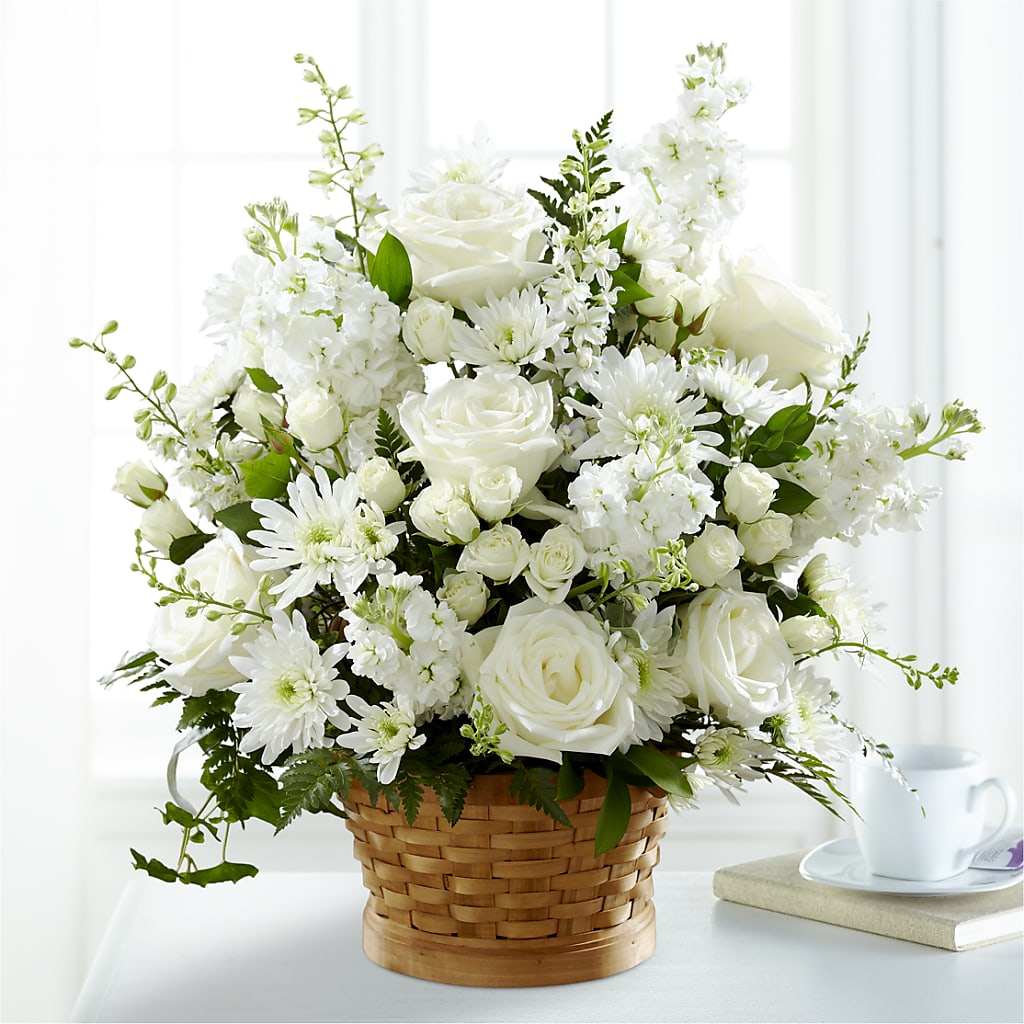 Heartfelt Condolences Arrangement –  Grayson Florist And Gifts, Independence VA