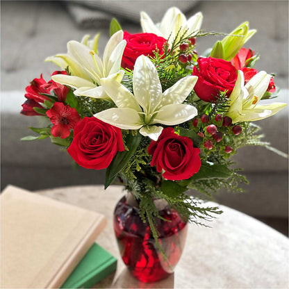 Evergreen Delight Bouquet –  Grayson Florist And Gifts, Independence VA