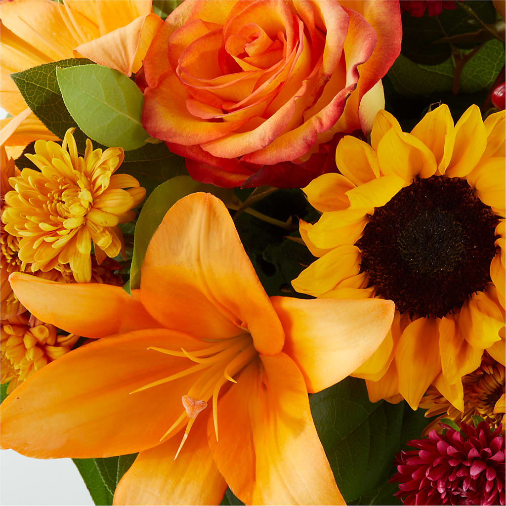 Grateful Centerpiece –  Grayson Florist And Gifts, Independence VA