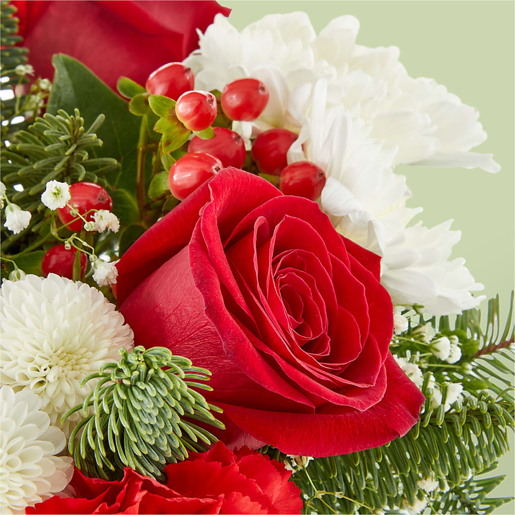Chance of Flurries Bouquet –  Grayson Florist And Gifts, Independence VA