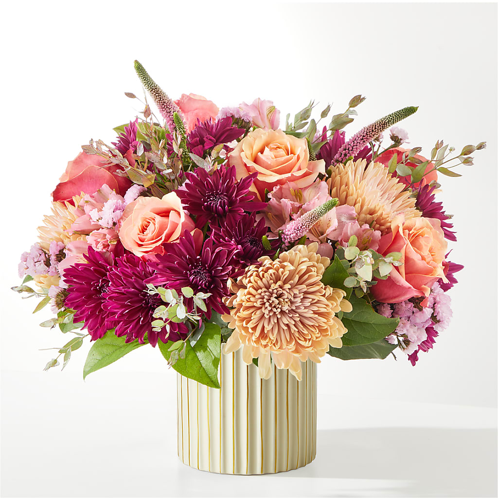 Berry Cobbler Bouquet with Ivory Vase –  Grayson Florist And Gifts, Independence VA