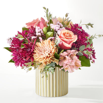 Berry Cobbler Bouquet with Ivory Vase –  Grayson Florist And Gifts, Independence VA
