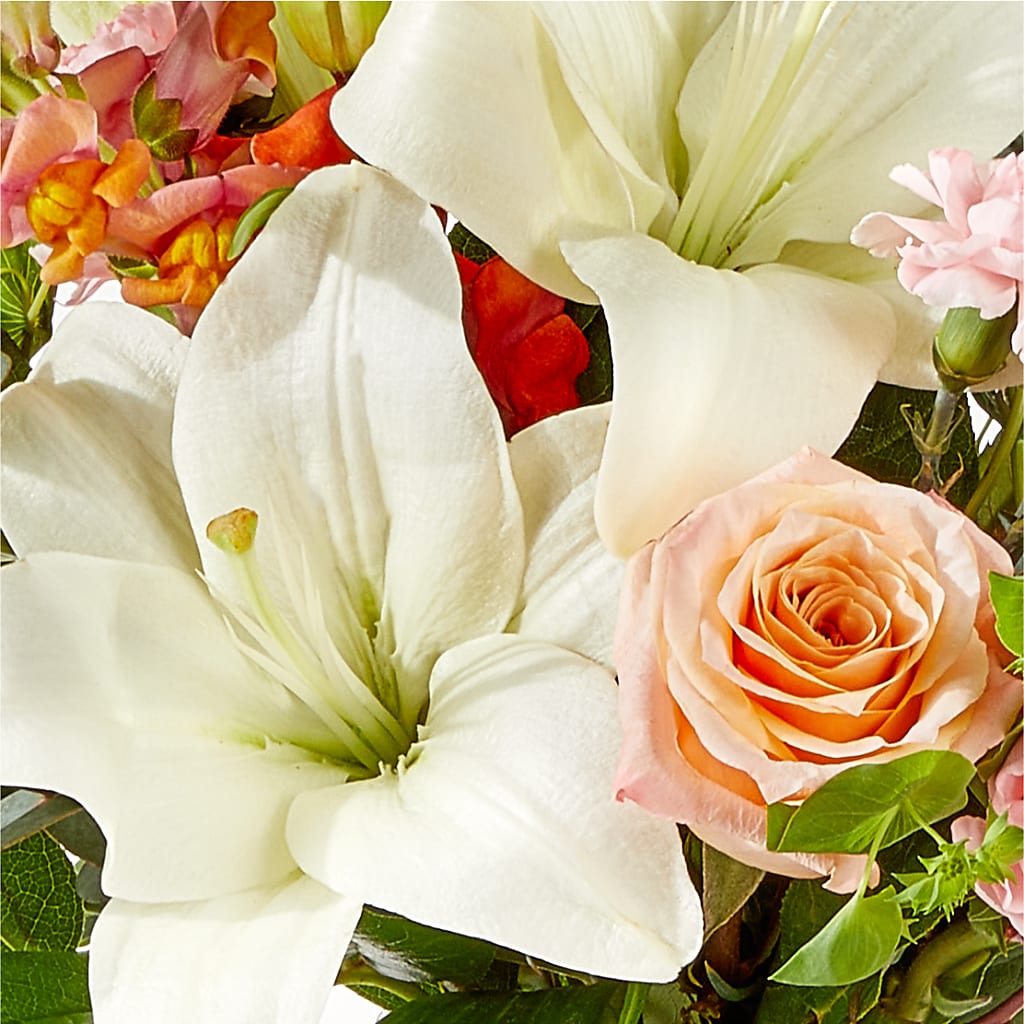Grapefruit Splash Bouquet –  Grayson Florist And Gifts, Independence VA