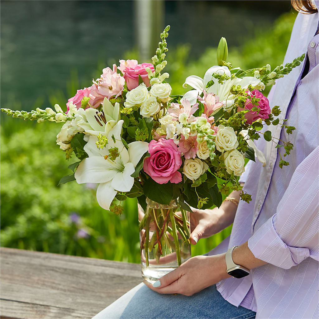 Fondly Bouquet –  Grayson Florist And Gifts, Independence VA